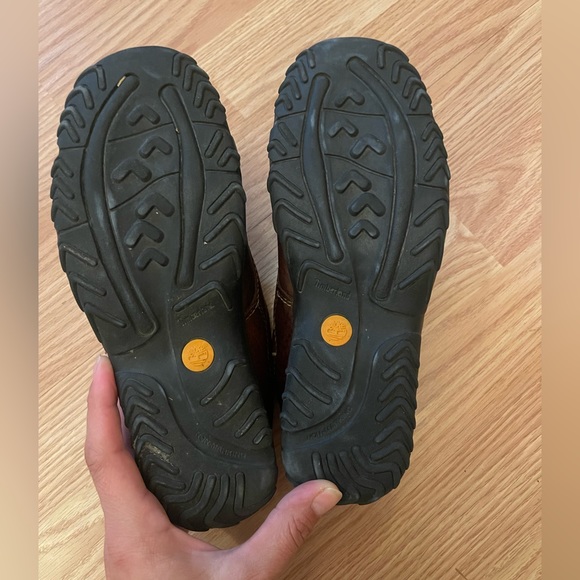 Boys Timberland shoes size 2 - Picture 7 of 9